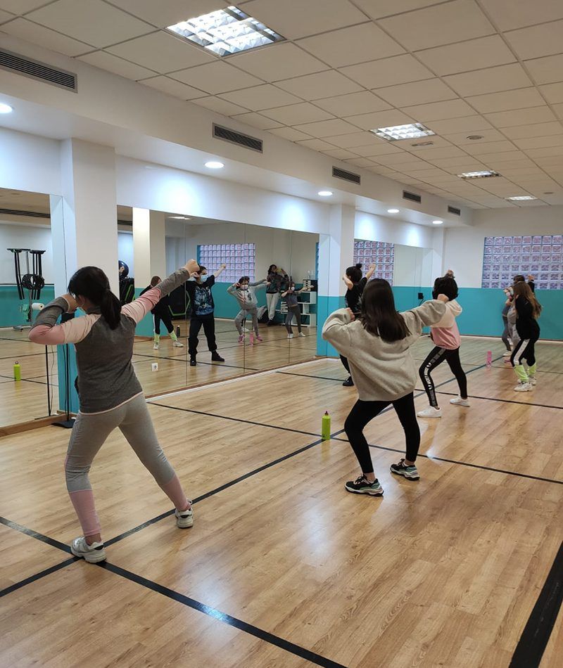 Clase de danza urbana junior